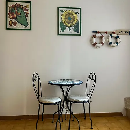 Апартаменты Casa L'orizzonte Санта-Чезареа-Терме